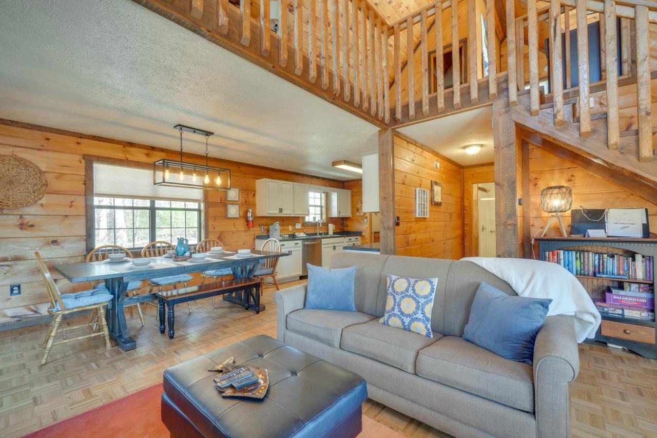 Central Sevierville Cabin With Hot Tub And Views! エクステリア 写真